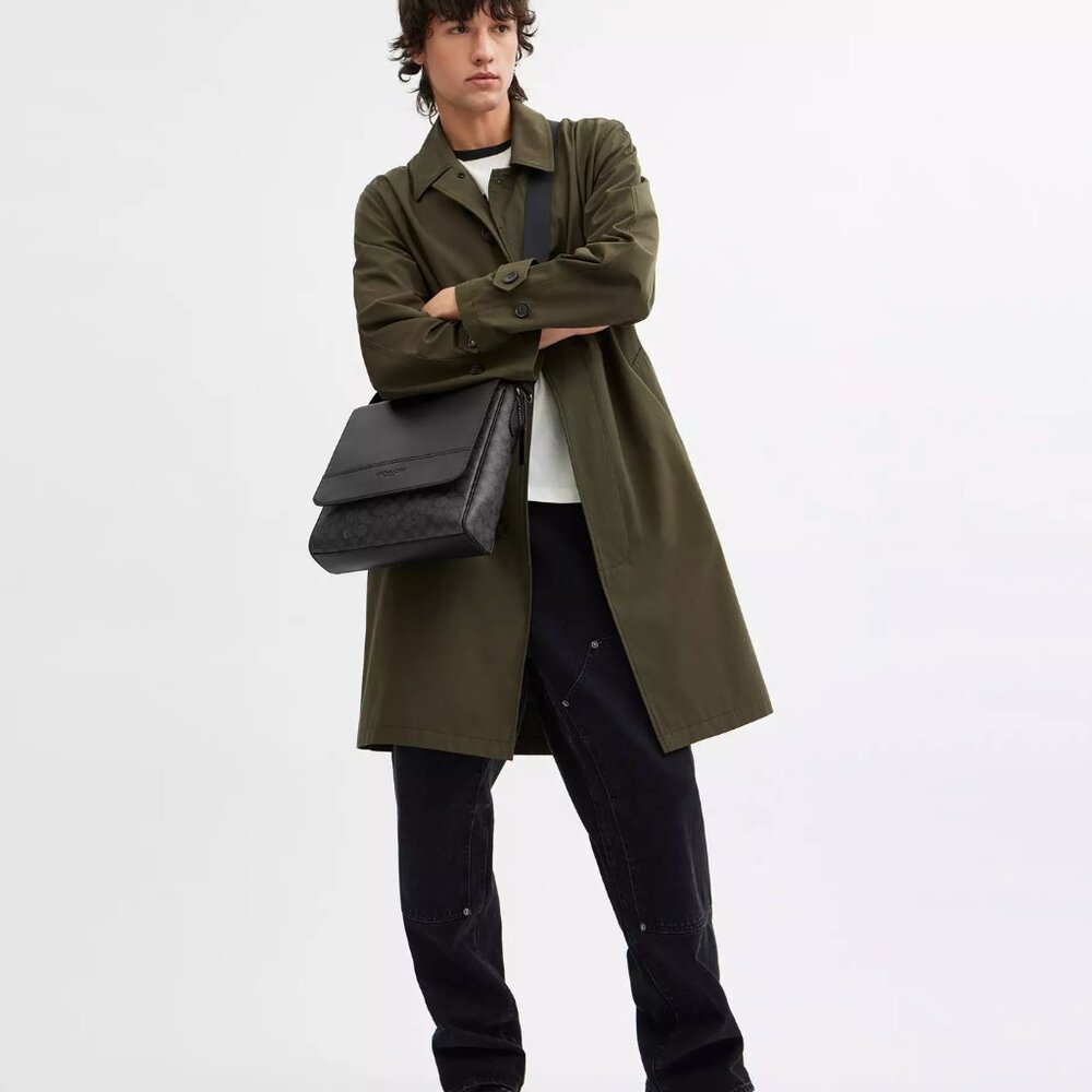 New Coach CZ399 Houston Map Bag in Signature Canvas Charcoal / Black - Picture 2 of 6